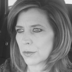 Meet your Posher, Carrie